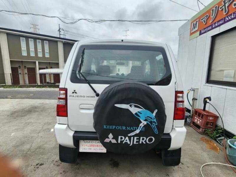 PAJERO MINI
