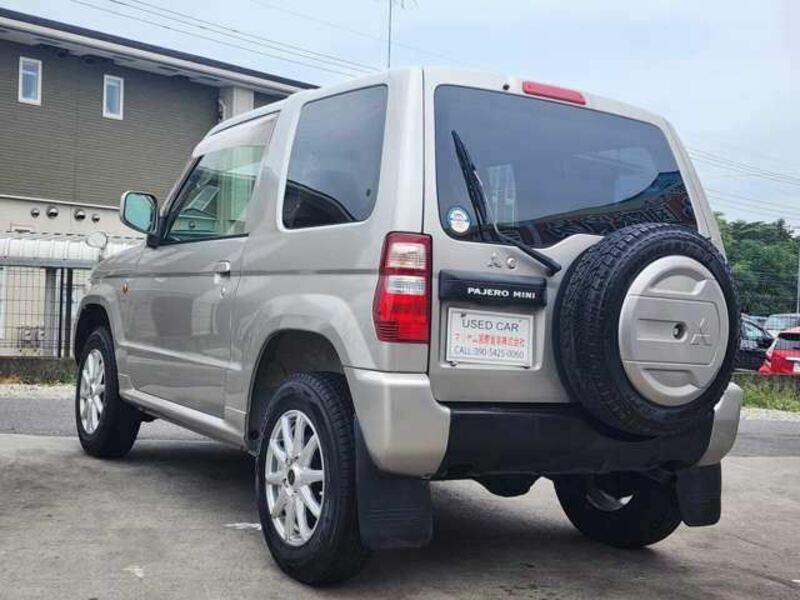 PAJERO MINI