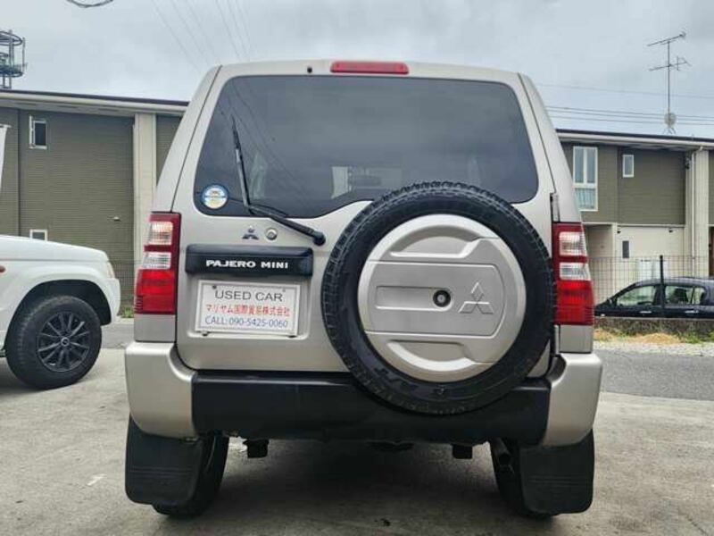 PAJERO MINI