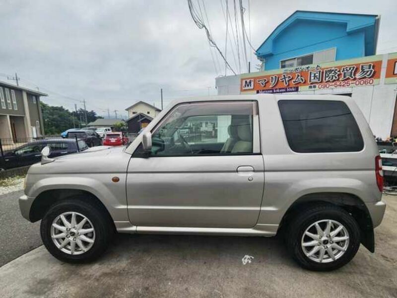 PAJERO MINI