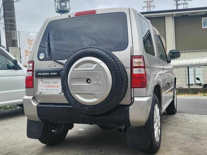 PAJERO MINI