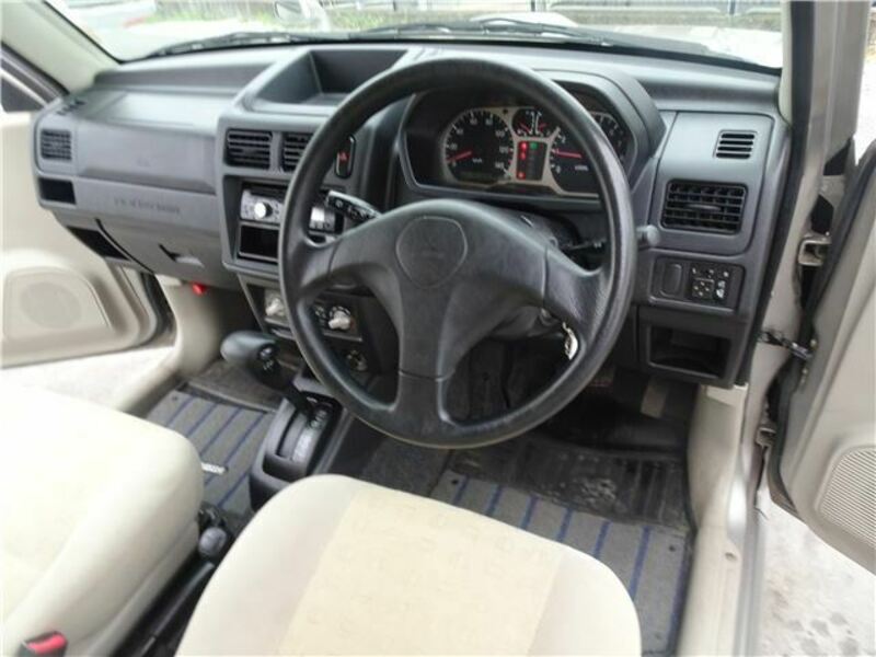PAJERO MINI