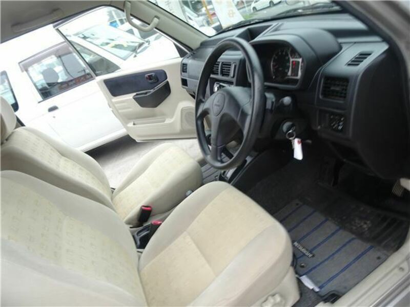 PAJERO MINI