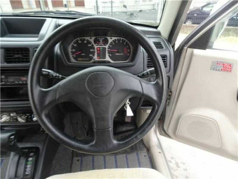 PAJERO MINI