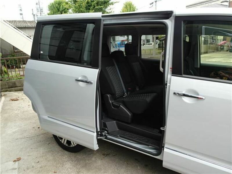 DELICA D5