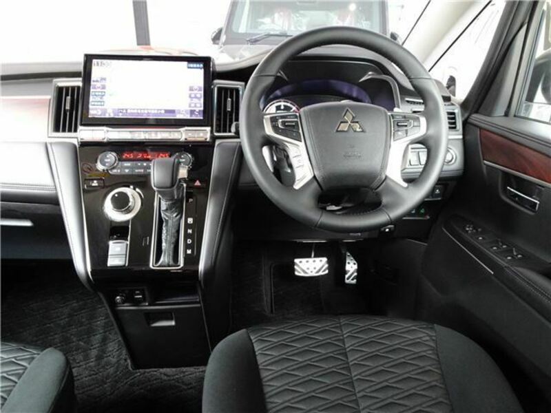 DELICA D5