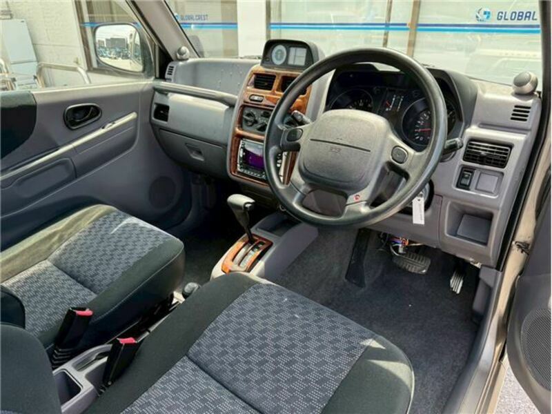 PAJERO MINI