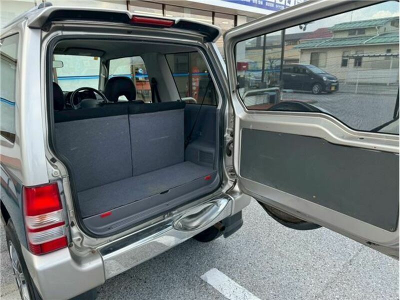 PAJERO MINI