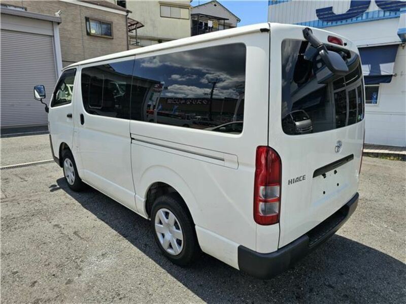 HIACE VAN