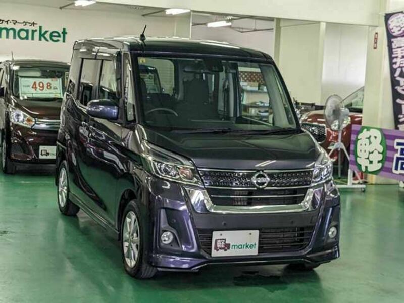 NISSAN DAYZ ROOX