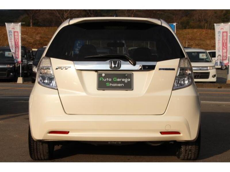 FIT HYBRID