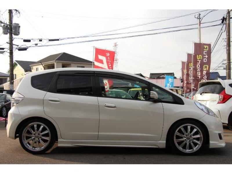 FIT HYBRID