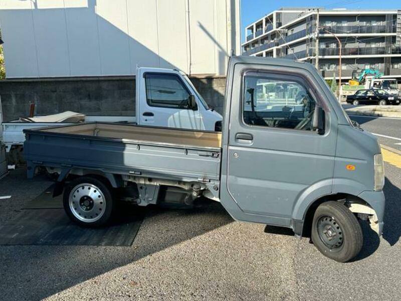 CARRY TRUCK