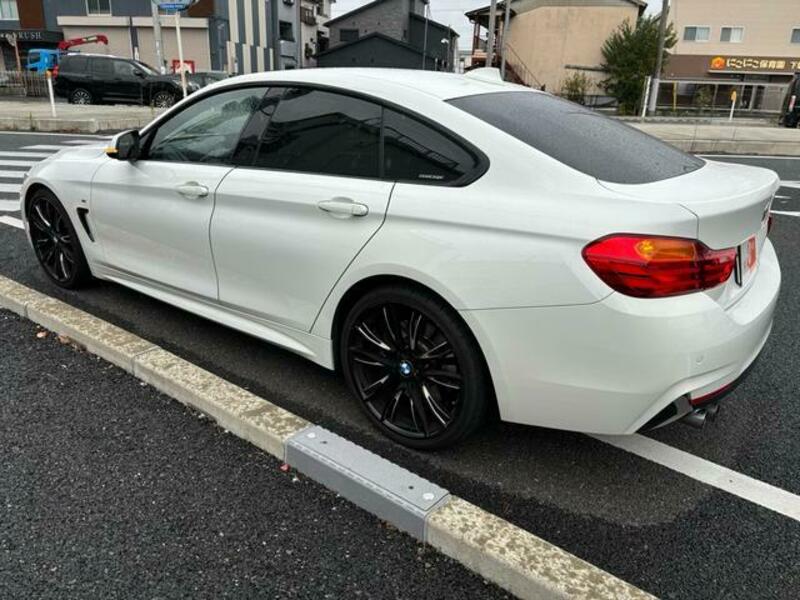 4 SERIES
