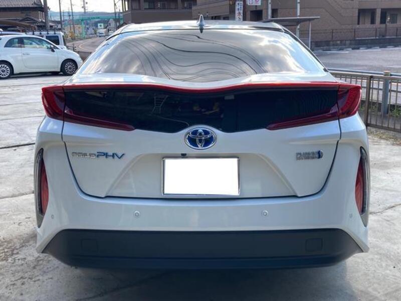 PRIUS PHV