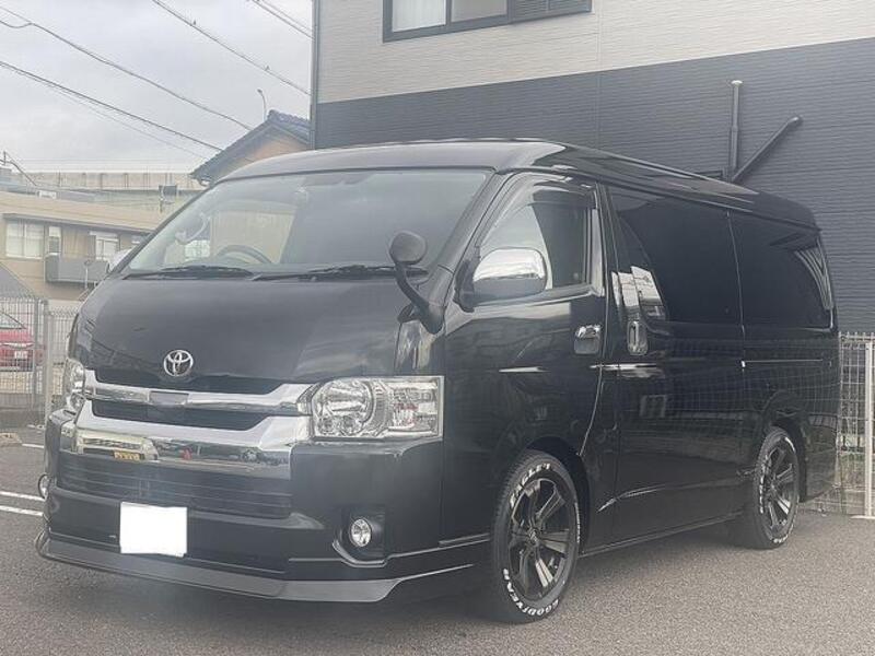 TOYOTA HIACE WAGON