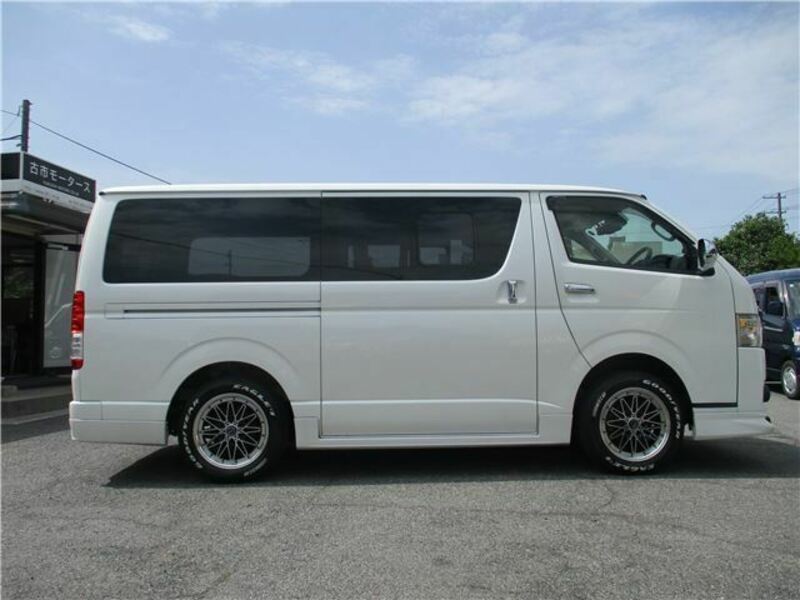 HIACE