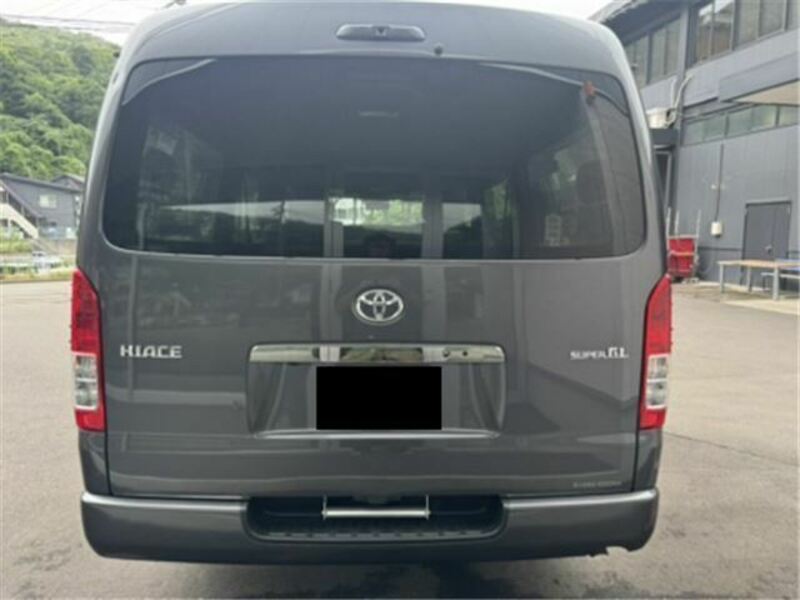 HIACE VAN