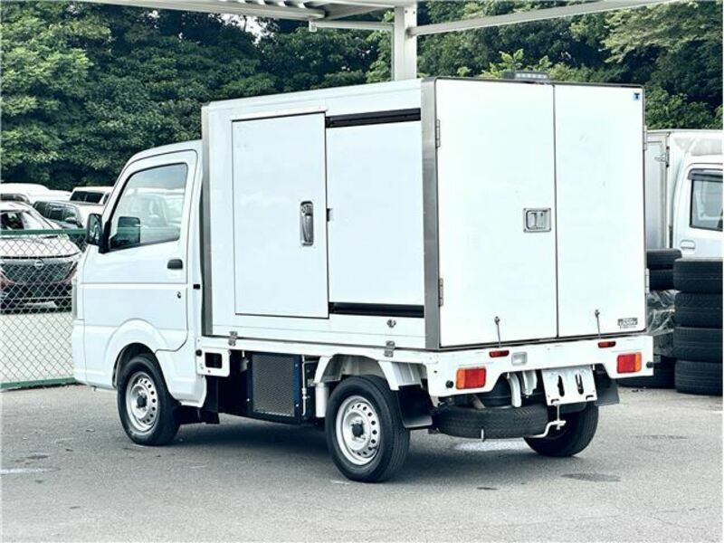 CARRY TRUCK