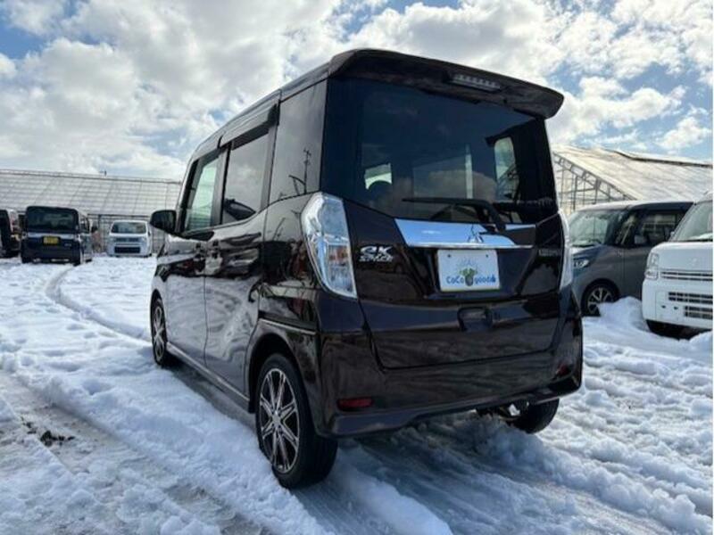 EK SPACE CUSTOM