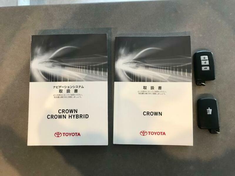 CROWN