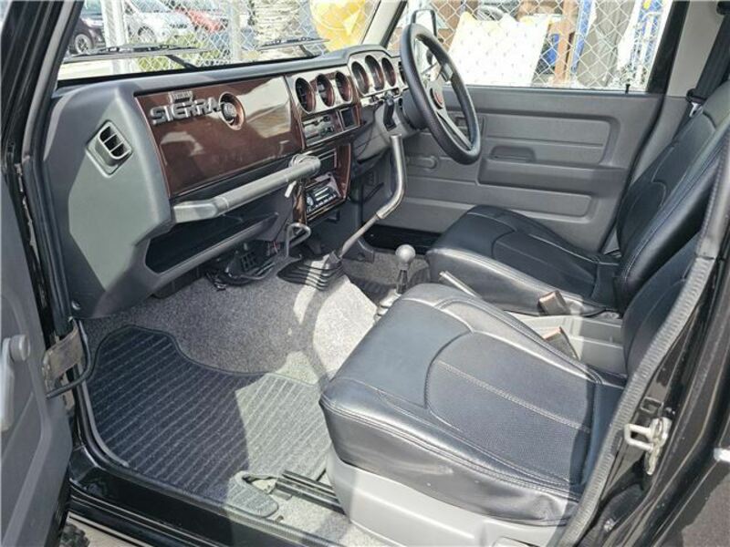 JIMNY SIERRA