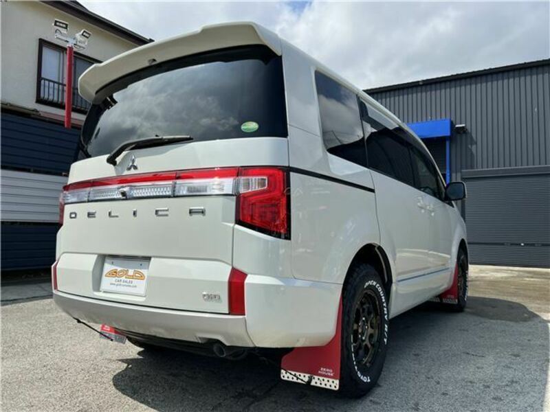 DELICA D5