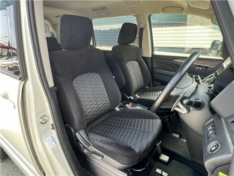 DELICA D5