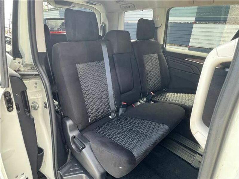 DELICA D5
