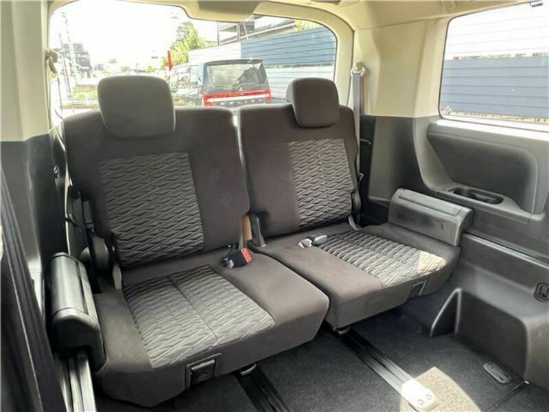 DELICA D5