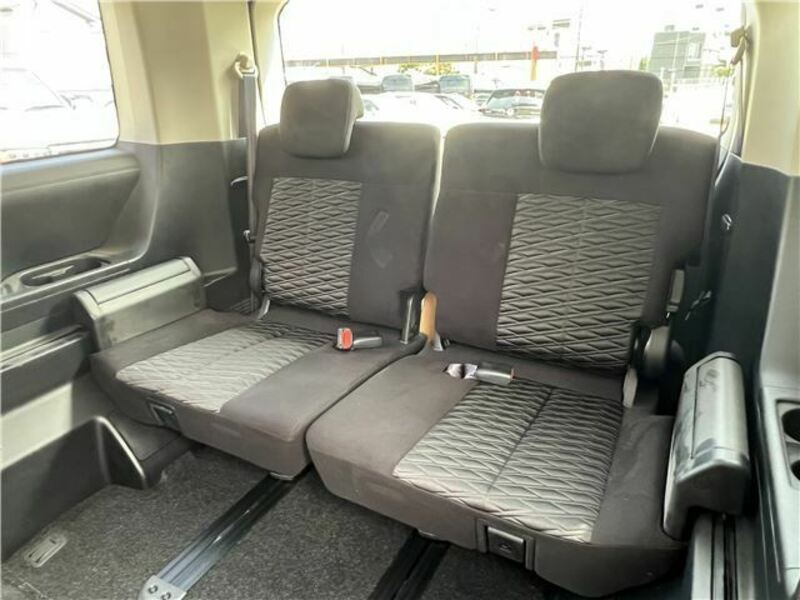 DELICA D5