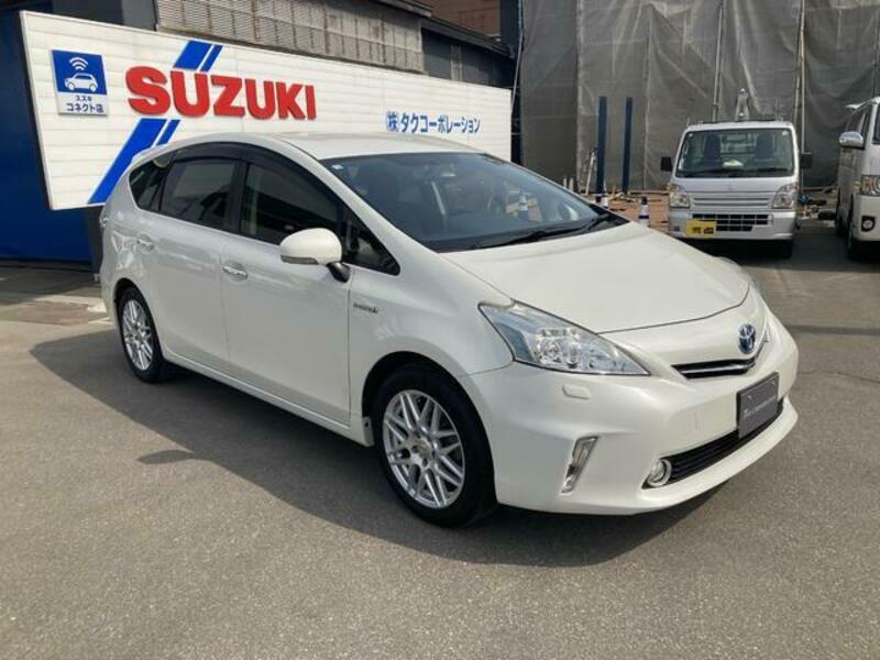 PRIUS ALPHA