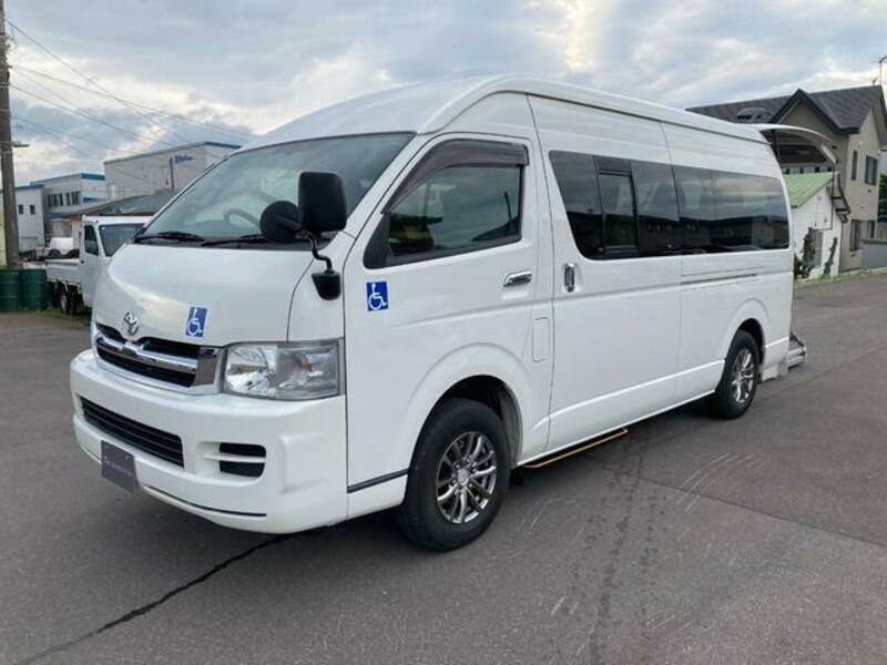 REGIUS ACE COMMUTER