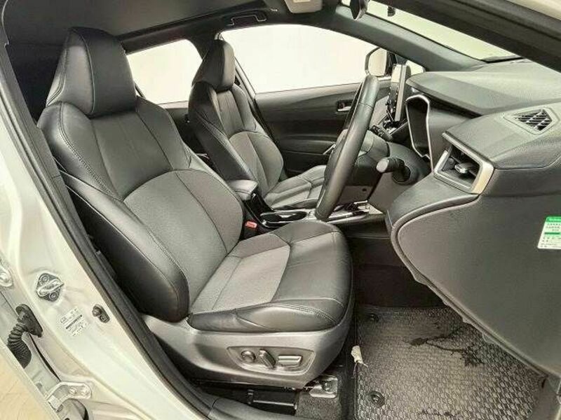 COROLLA CROSS