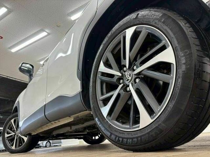 COROLLA CROSS
