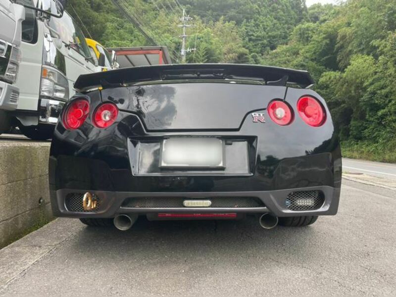SKYLINE