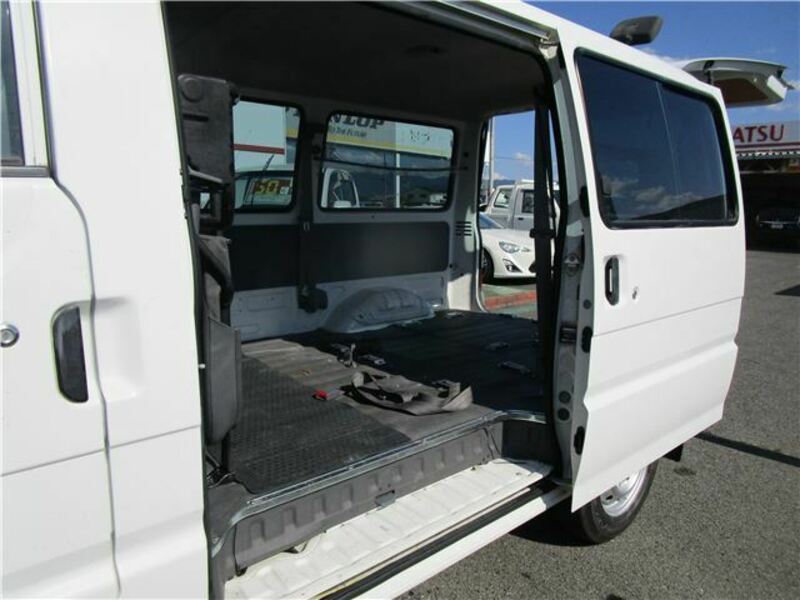 BONGO VAN