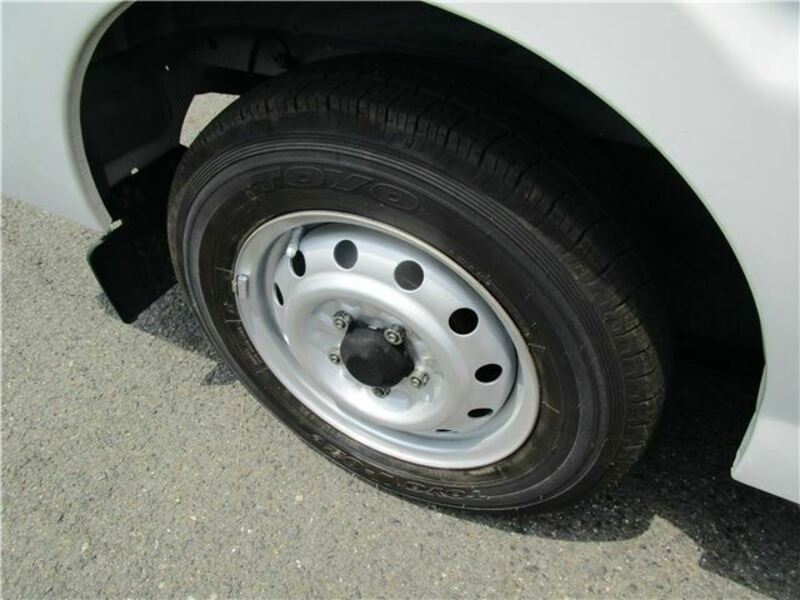 BONGO VAN