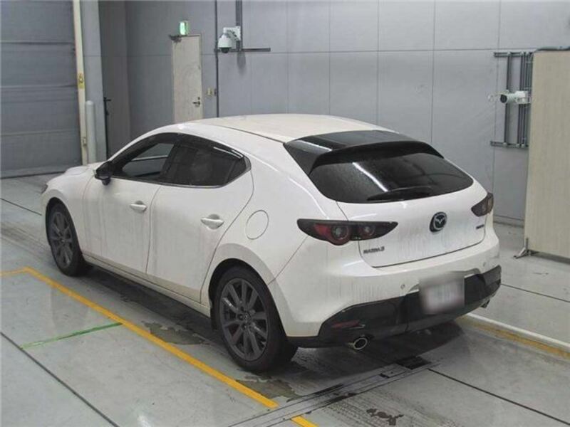 MAZDA3