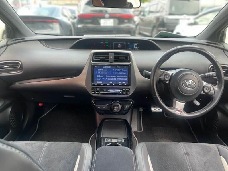 PRIUS PHV
