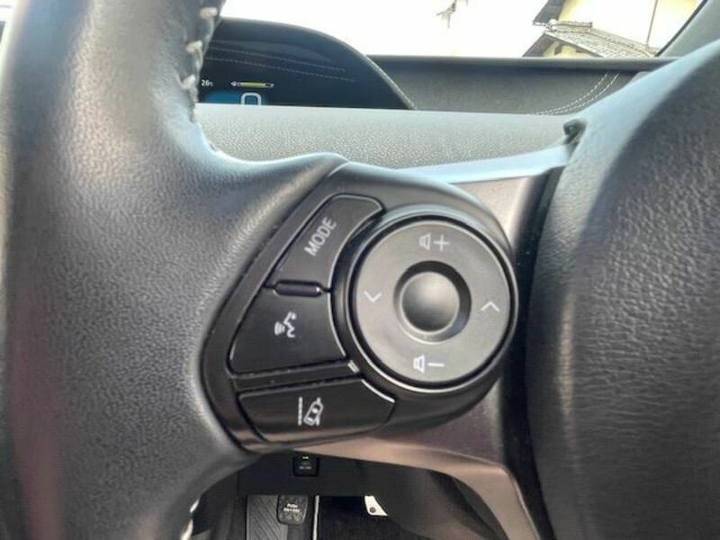 PRIUS PHV