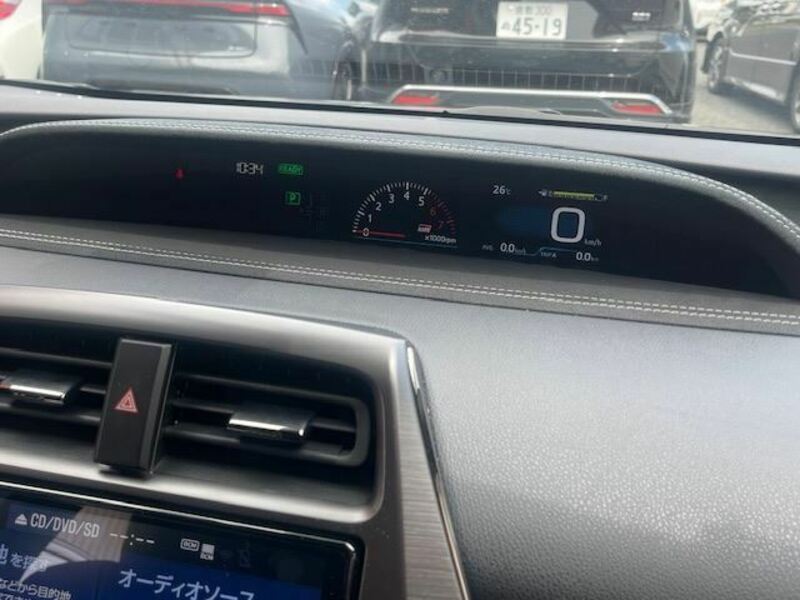 PRIUS PHV
