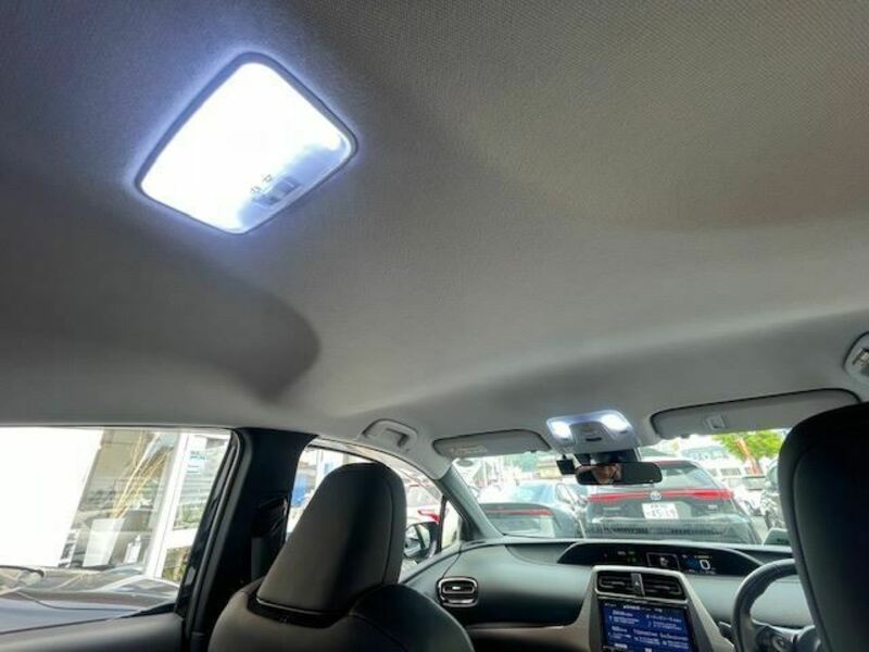 PRIUS PHV