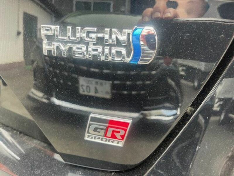 PRIUS PHV