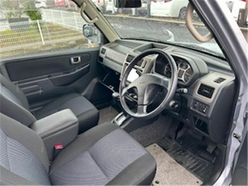 PAJERO MINI