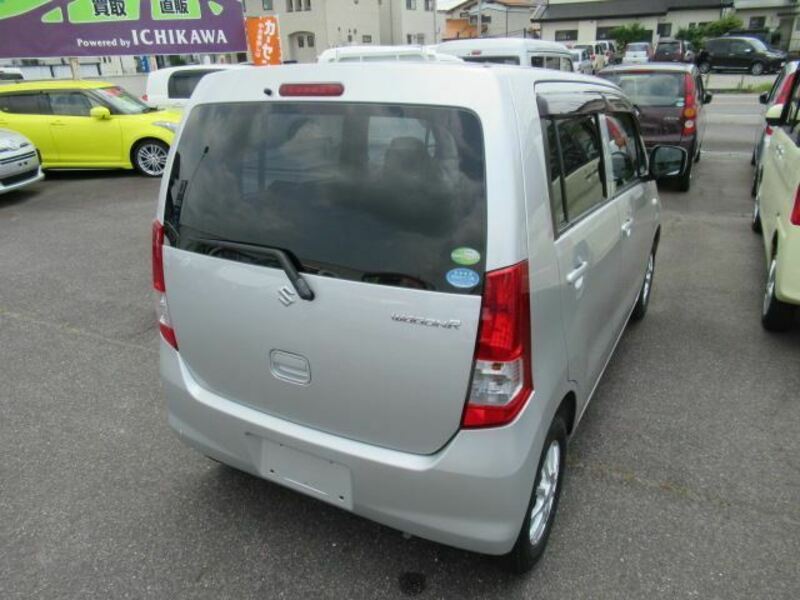 WAGON R
