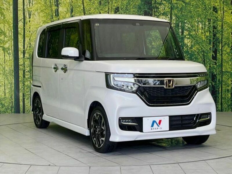 N BOX CUSTOM