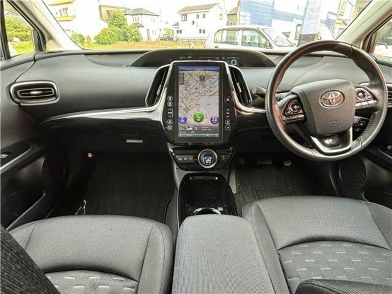 PRIUS PHV