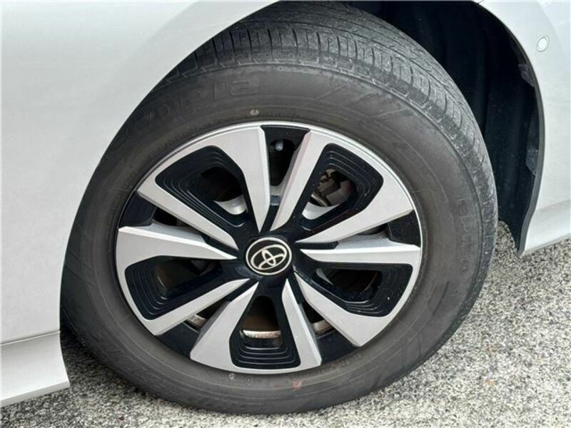 PRIUS PHV
