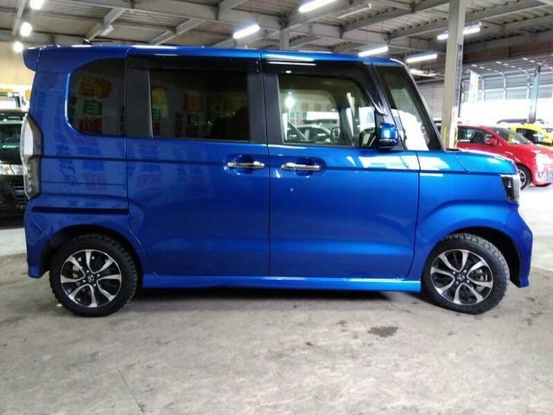 N BOX CUSTOM
